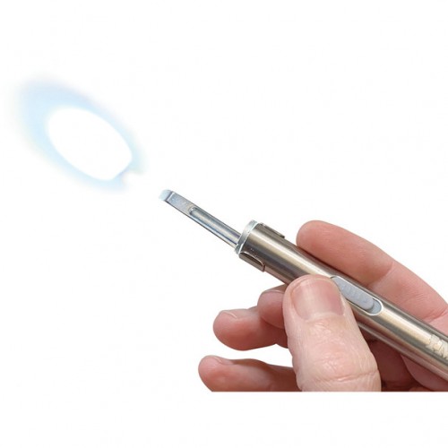 LARYNGOSCOPE WITH DOG AND CAT BLADE